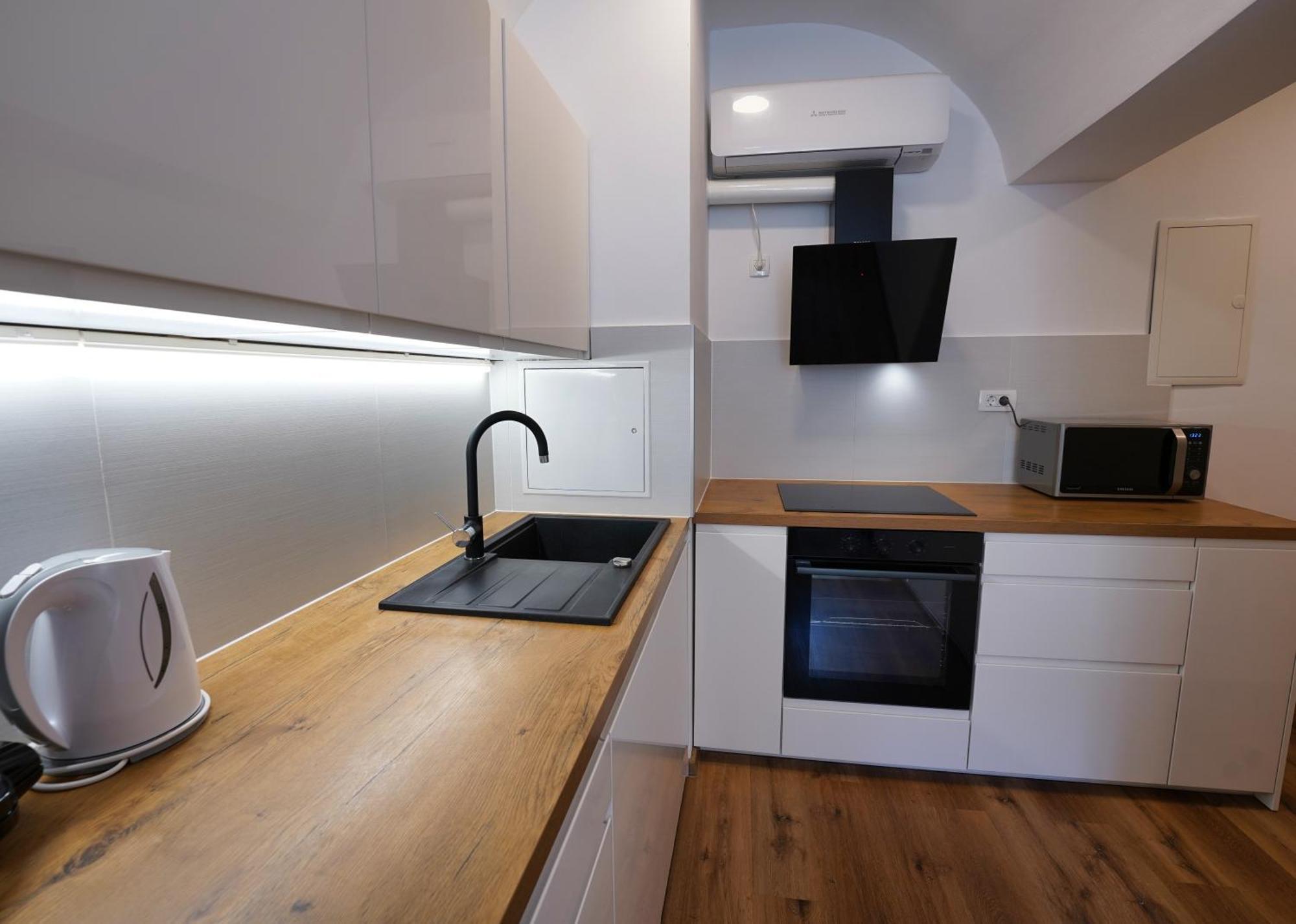לובליאנה Apartments Metro 7 מראה חיצוני תמונה